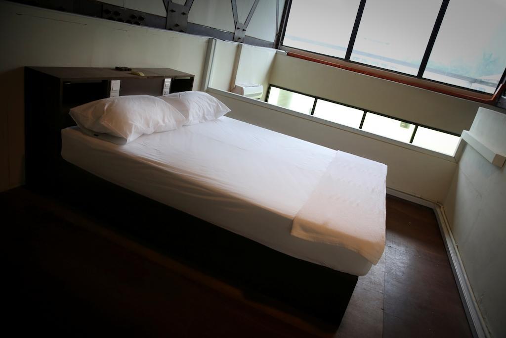 Bb Bunkers Albergue Santubong Habitación foto